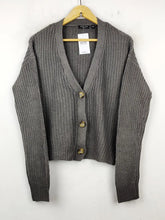 Buy online pre-used pre-loved 100% authentic & Original branded Brave Soul (LS-7938) available in Pakistan. Top international brands avilable.